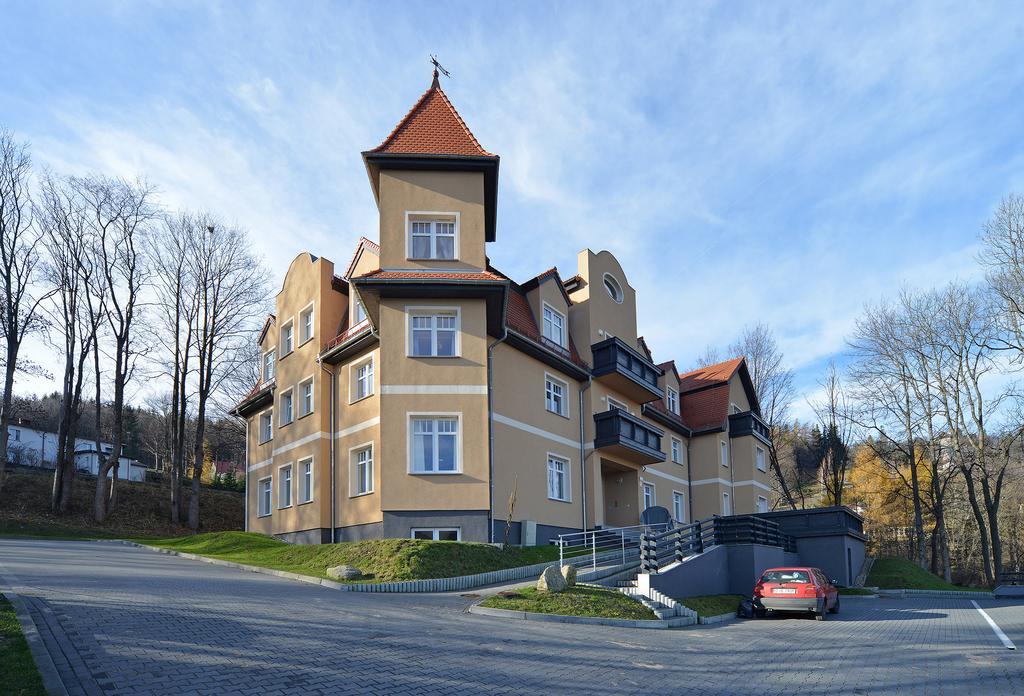 Apartament Glamour , Przestronny, Komfortowy, Blisko Szlakow Karpacz Luaran gambar